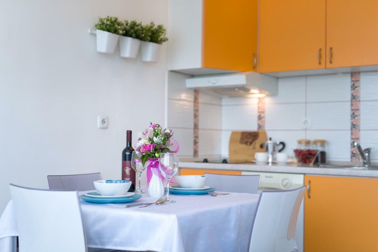 Apartment Kristina, Comfortable And Close To The Center Split Exteriér fotografie