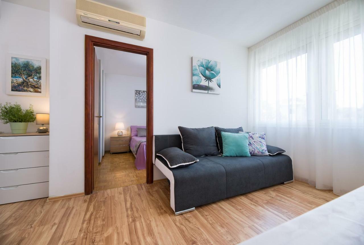 Apartment Kristina, Comfortable And Close To The Center Split Exteriér fotografie